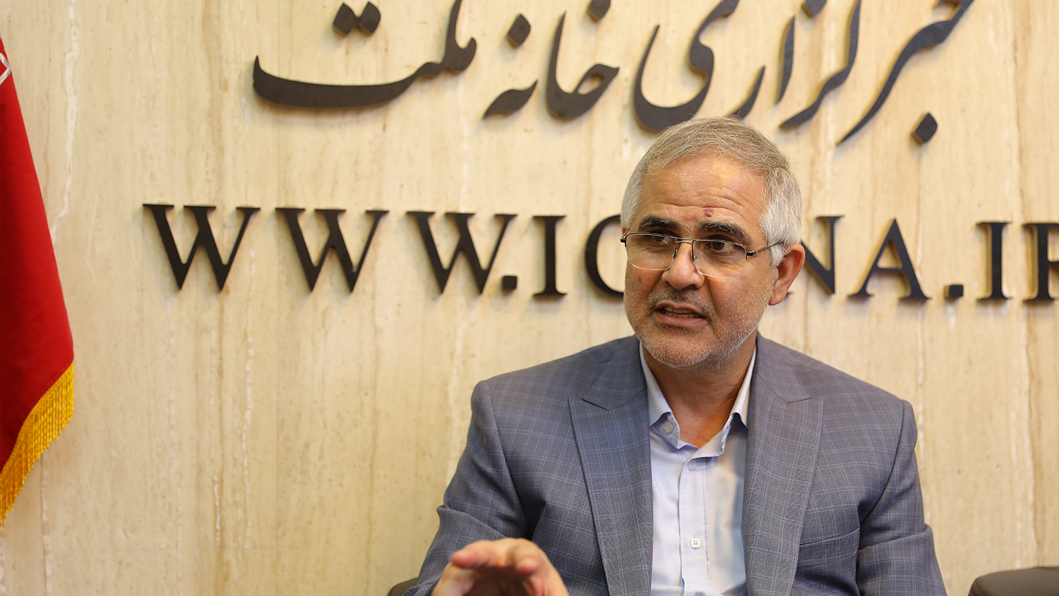 نشست اعضای کمیسیون عمران با رییس جمهور؛ تاکید بر ضرورت رفع موانع اجرای قانون جهش تولید مسکن